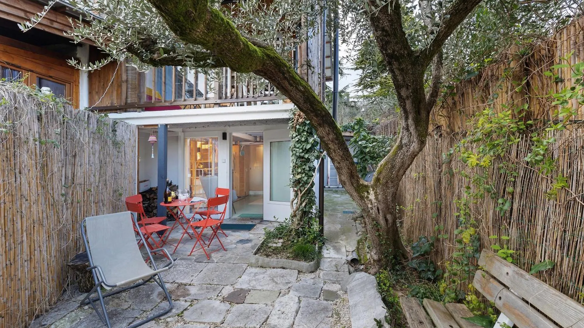Haus Am Gardasee Mit Seeblick location